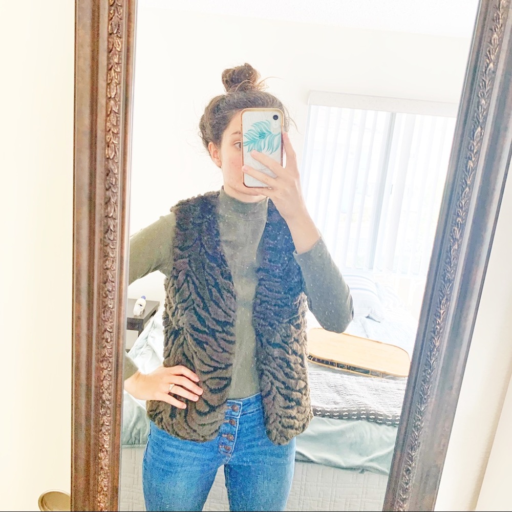 Dana Buchman Faux Animal Fur Black Brown Vest